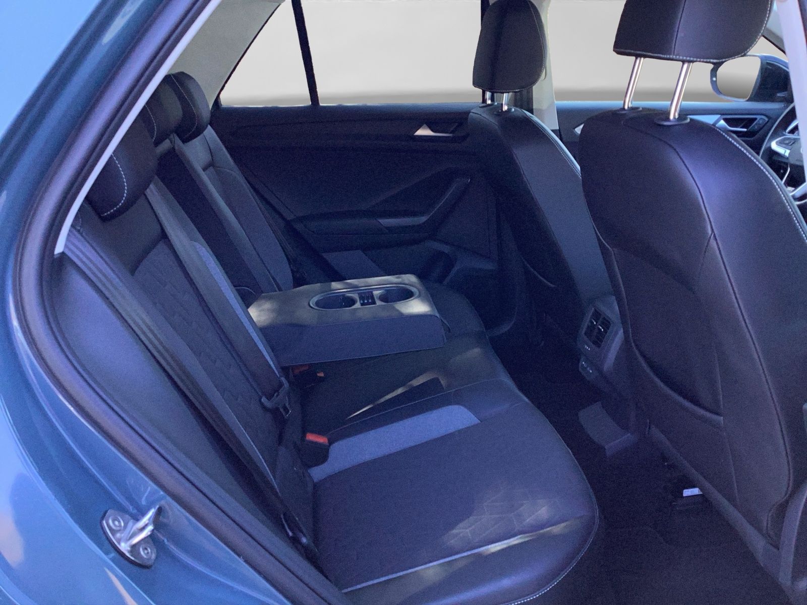 Volkswagen T-Roc - Bild 6