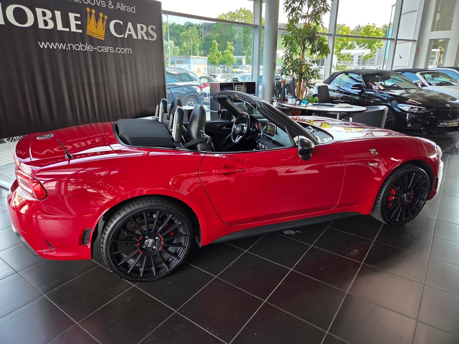 Fahrzeugabbildung Abarth 124 Spider 1.4 MultiAir Turbo KLIMA ALU