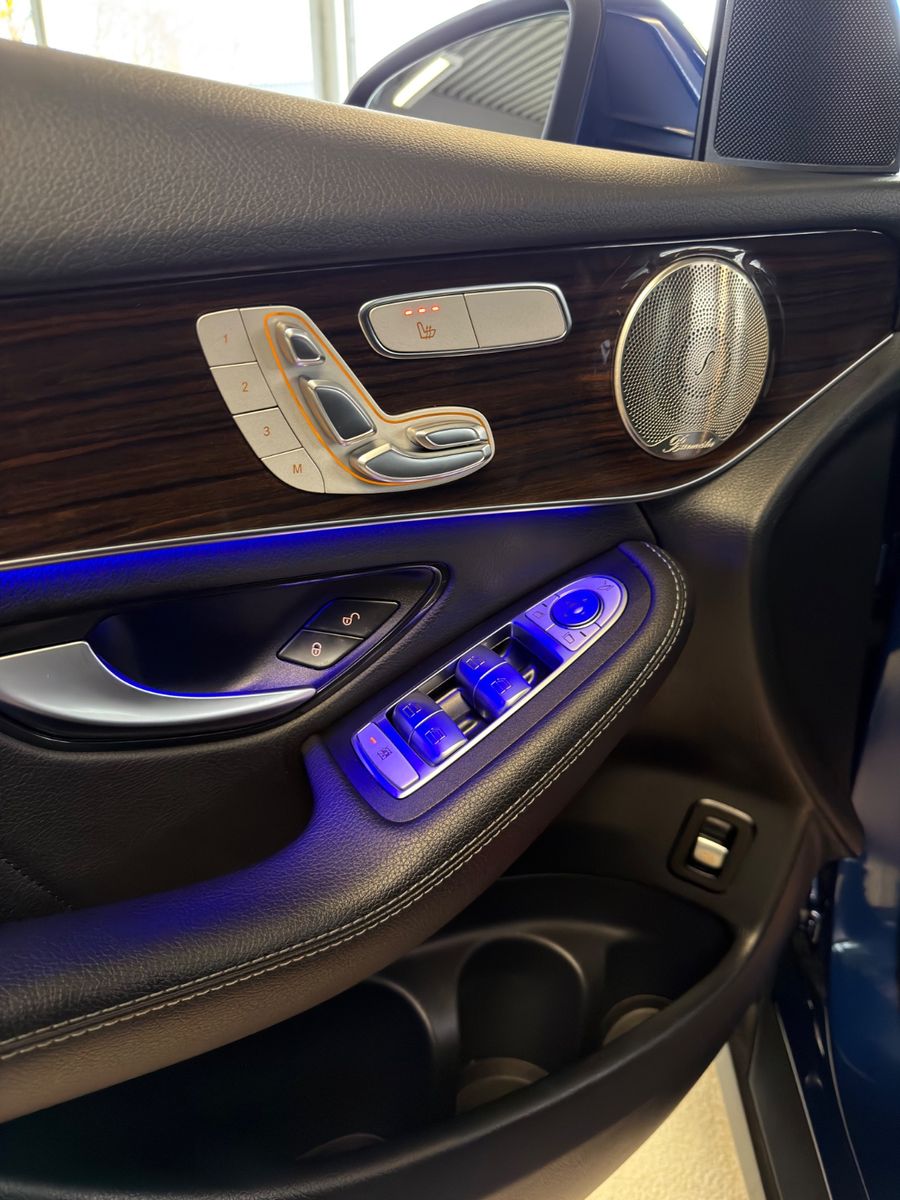 Fahrzeugabbildung Mercedes-Benz GLC 400 d Coupe 4Matic AMG LINE *MB100 GARANTIE