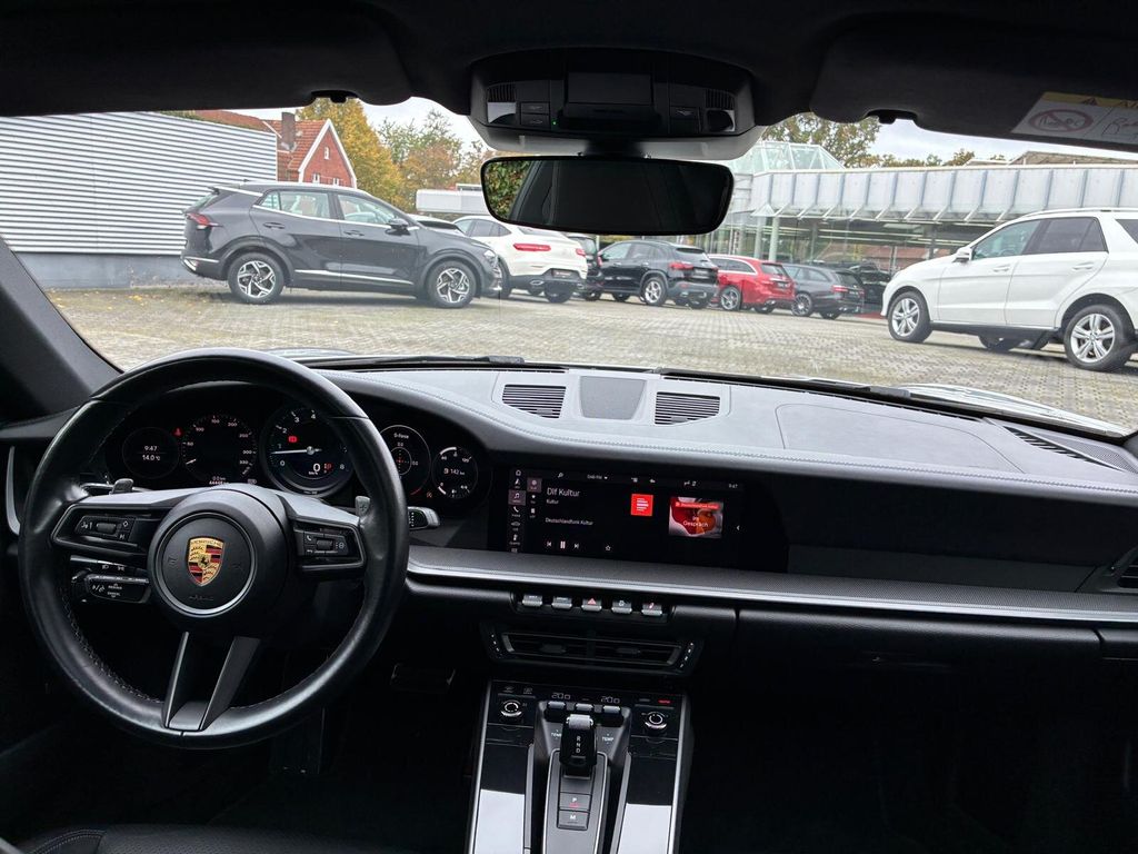 PORSCHE 911 2020