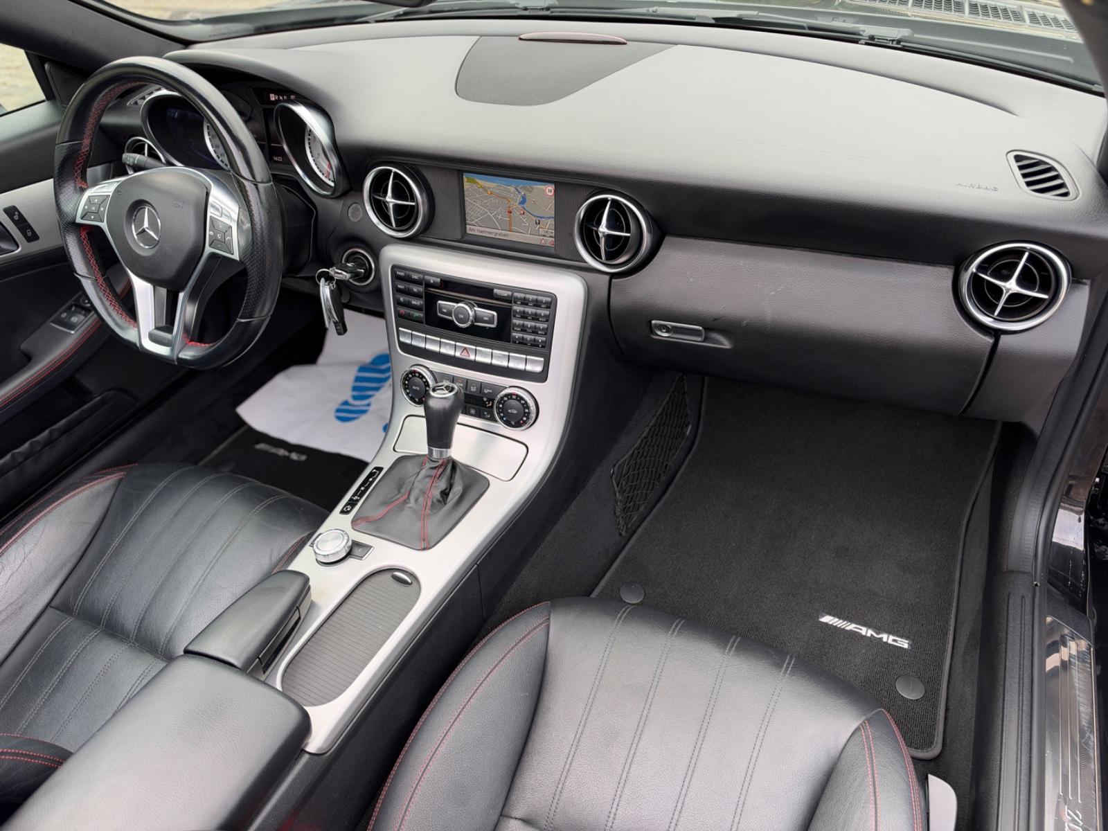 Mercedes-Benz SLK 350 V6 AMG-Line AirScarf 2.Hd Navi ILS Leder