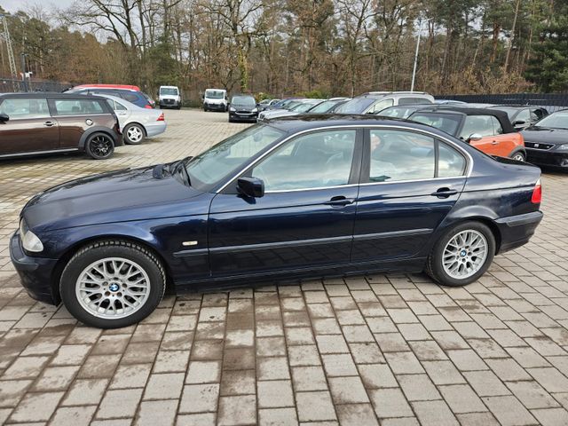 BMW 328i