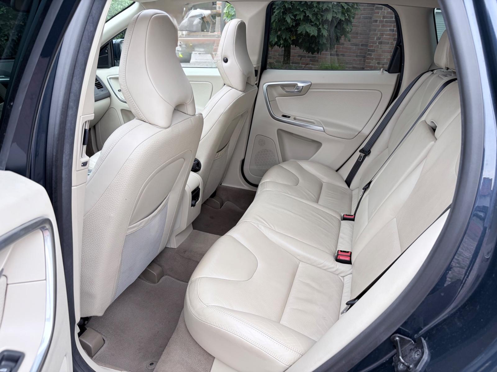 Volvo XC60 T6 AWD 3,0 Turbo Reihensechszylinder