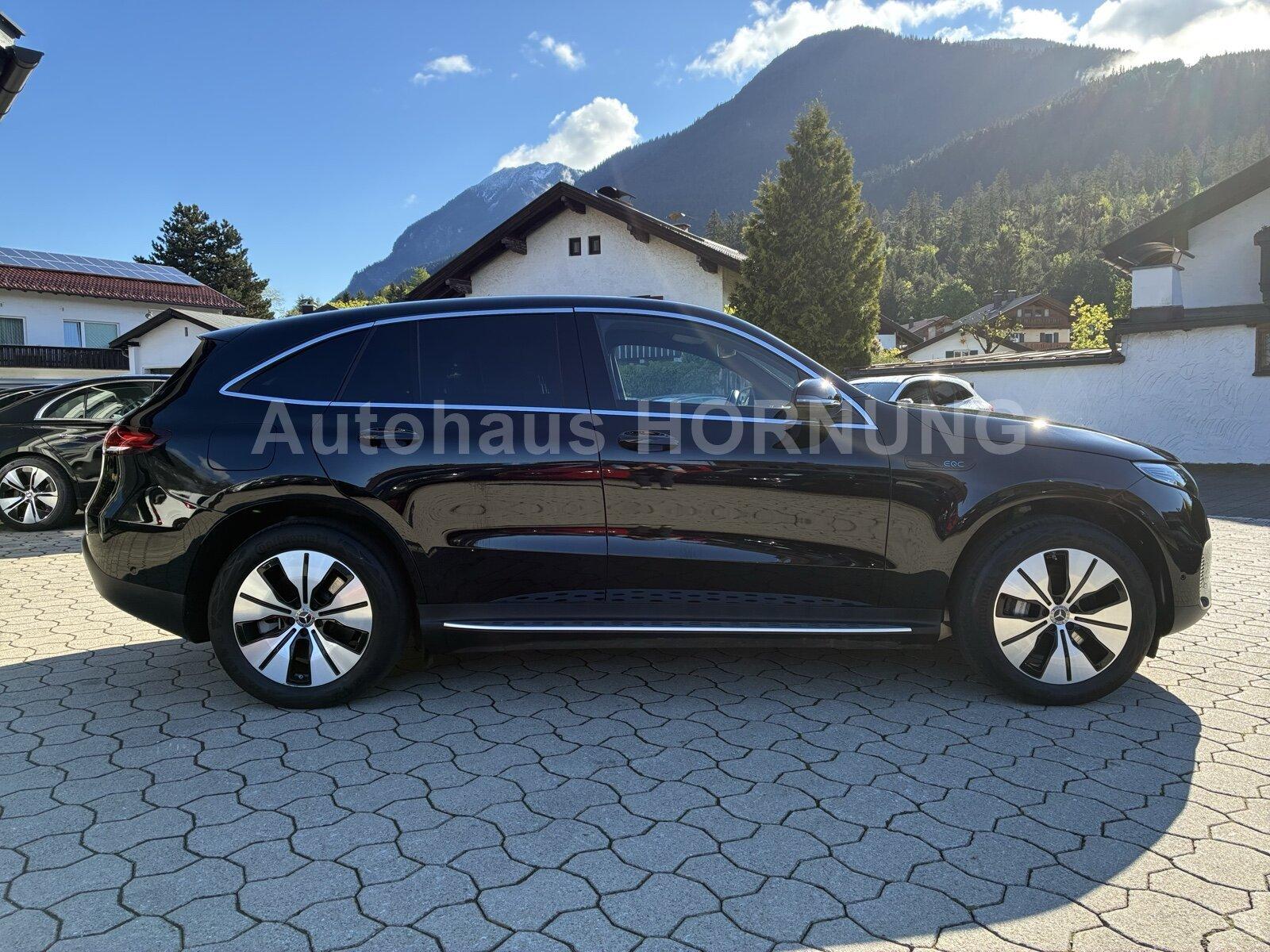 Mercedes-Benz EQC 400 4MATIC AHK MULTIB 19° PARKT EASYP KAMERA