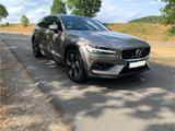Volvo V60 Cross Country B4 D AWD Geartronic Pro Pro - Volvo V60 Cross Country von privat