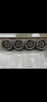 Mercedes-Benz C 300 d T Autom. - - Mercedes-Benz C 300 mit Diesel-Antrieb: Winterreifen, Kombi