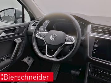 Volkswagen Tiguan Allspace - 12