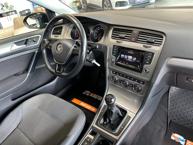 Volkswagen Golf VII *ISOFIX*A-HOLD*KLIMA*