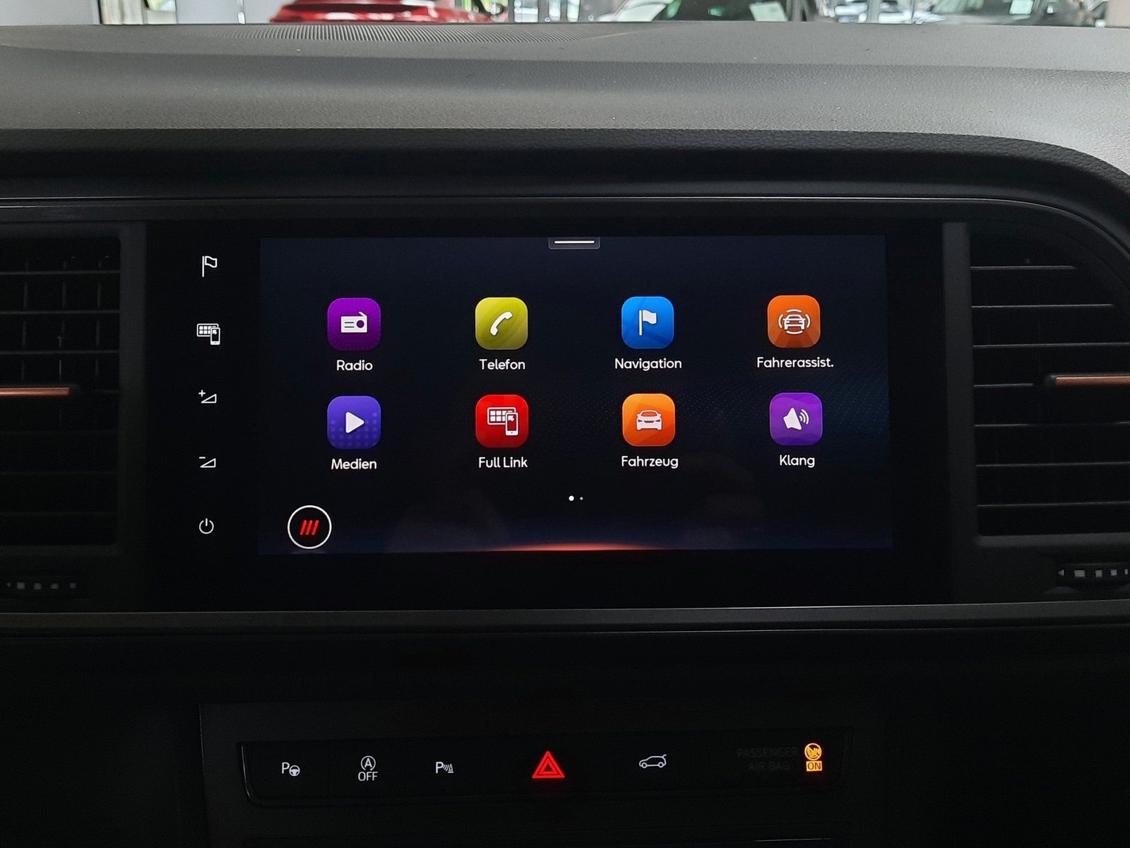 Fahrzeugabbildung CUPRA Ateca TSI 4x4 DSG *AHK*Cam*LED*Navi*PDC*Sitzhzg*