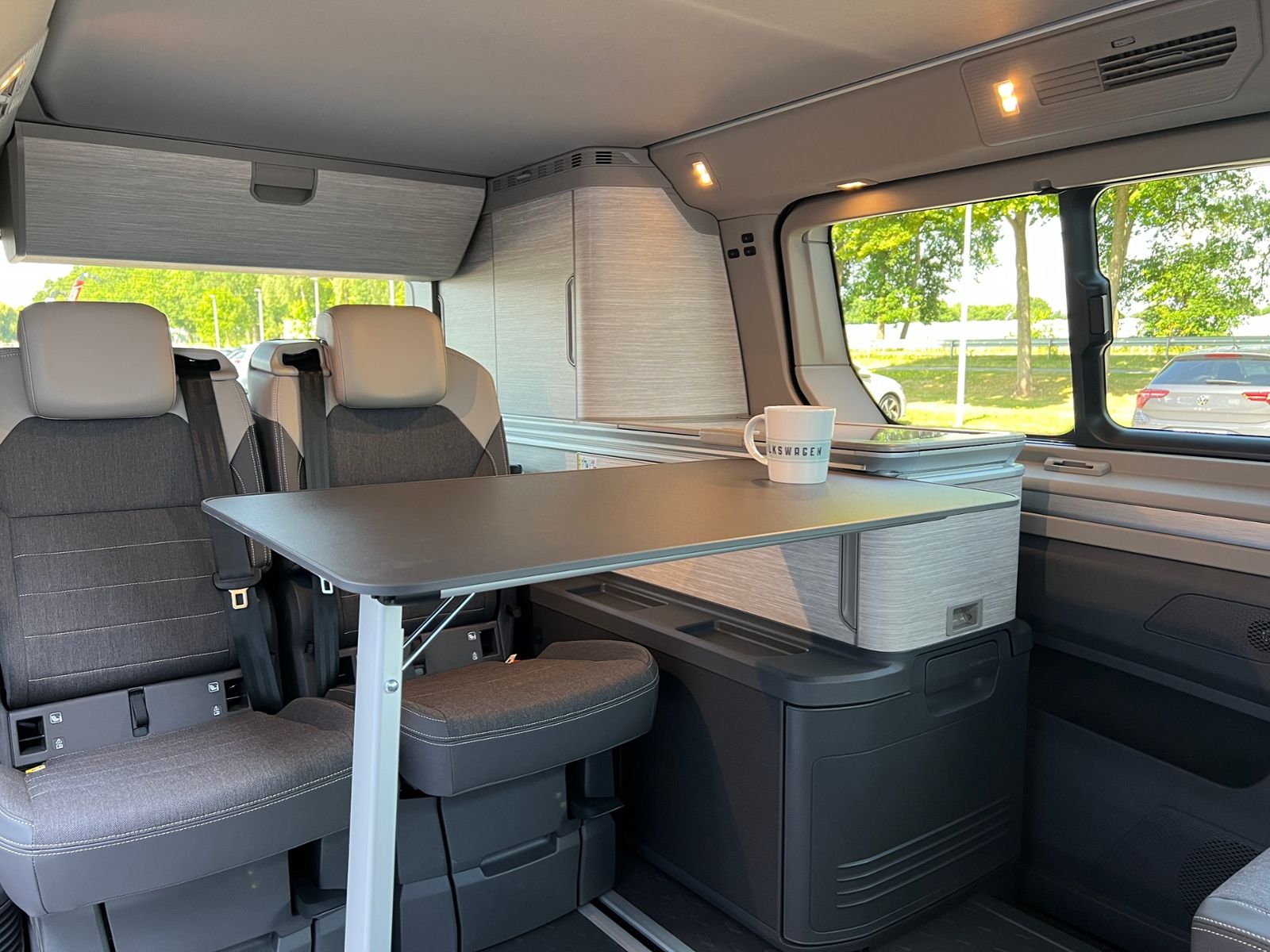 Fahrzeugabbildung Volkswagen California Ocean 2.0 TDI DSG *AHK,Markise,Standh