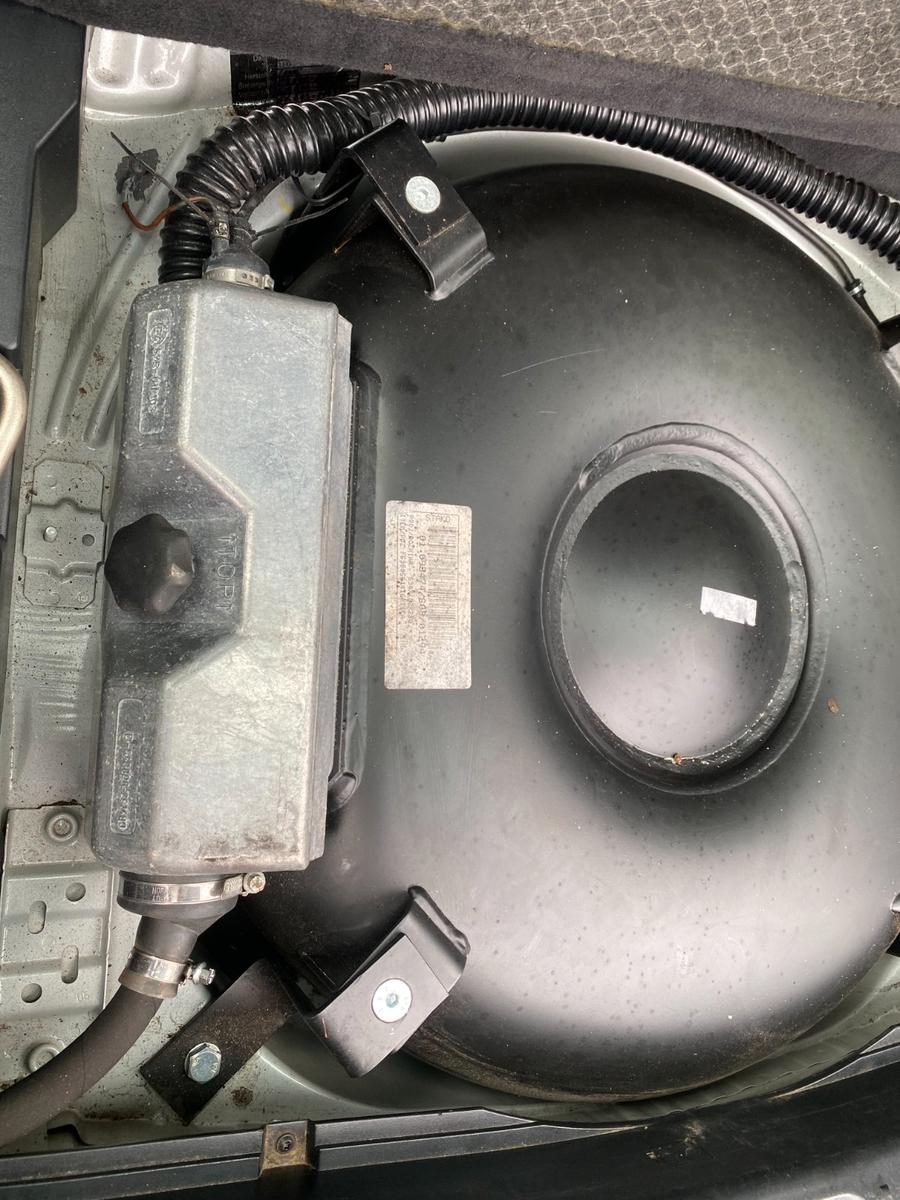 BMW 316 2005 — photo 9