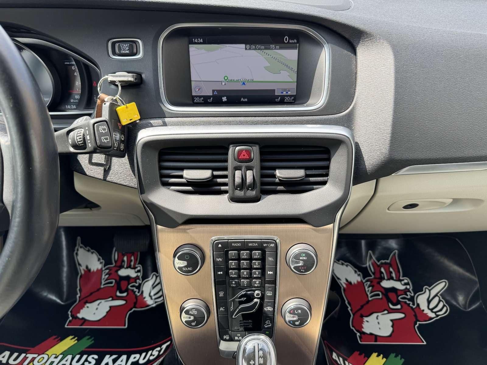 Fahrzeugabbildung Volvo V40 Cross Country T5 AWD/Navi/Xenon/StandHz 1...