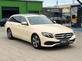 Mercedes-Benz E 220 d T Avantgarde *TAXI*1.HAND*LED*SCHIEBEDAC - Mercedes-Benz E 220: Beige