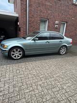 BMW 318i - - BMW 318 aus 2003: 318i