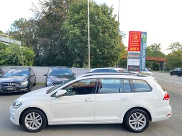 Volkswagen Golf - 9