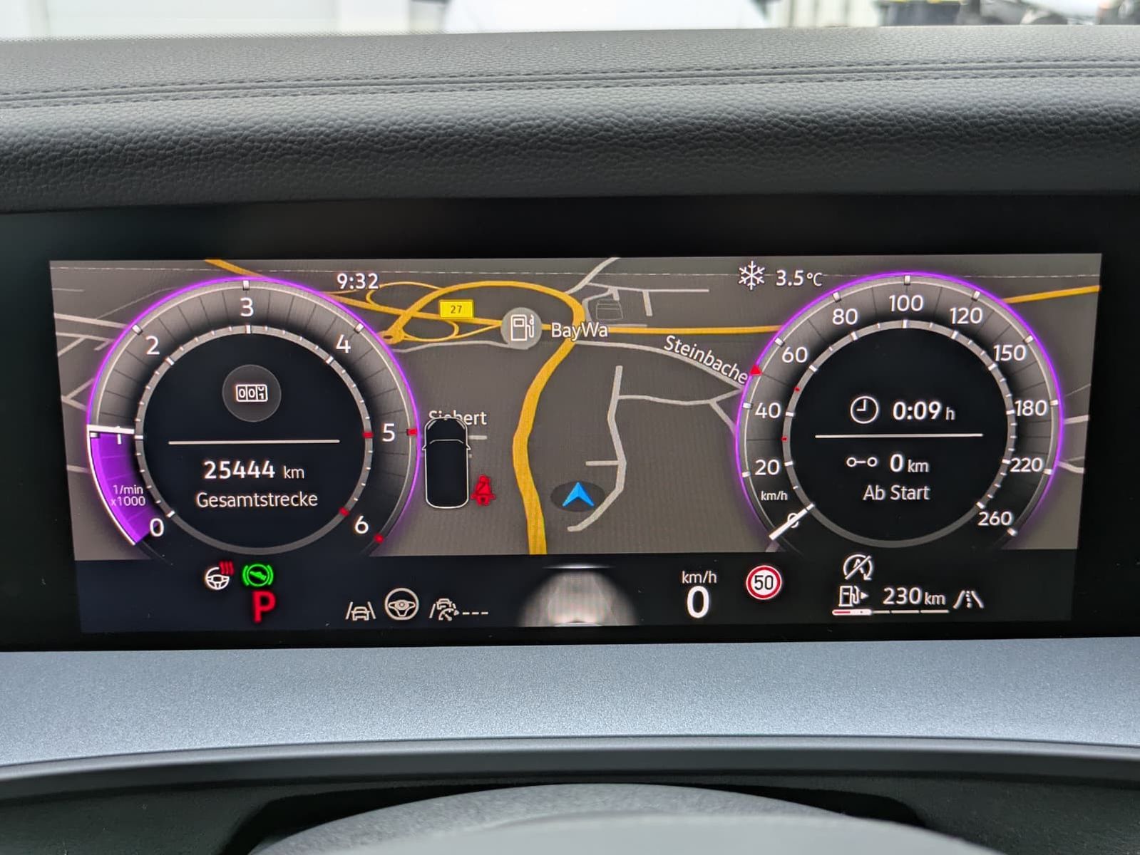 Fahrzeugabbildung Volkswagen Tayron 2.0 TDI 4M R-Line BLACK*7Si*MATRIX*PANO