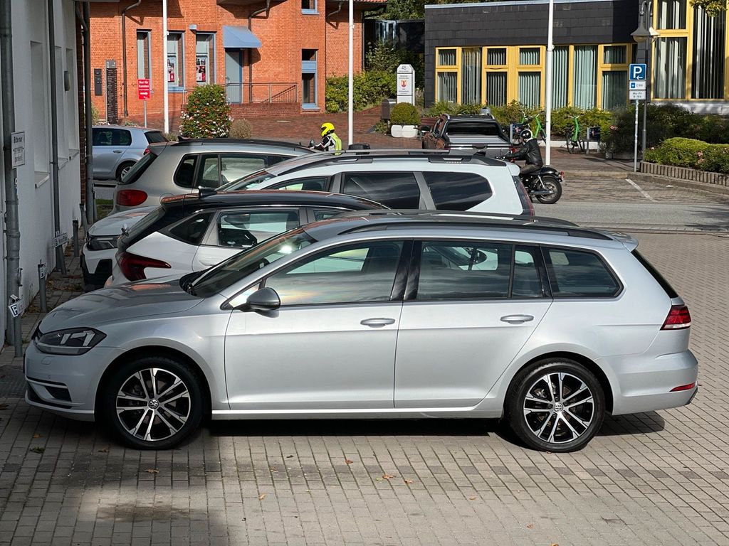 Image of Volkswagen Golf