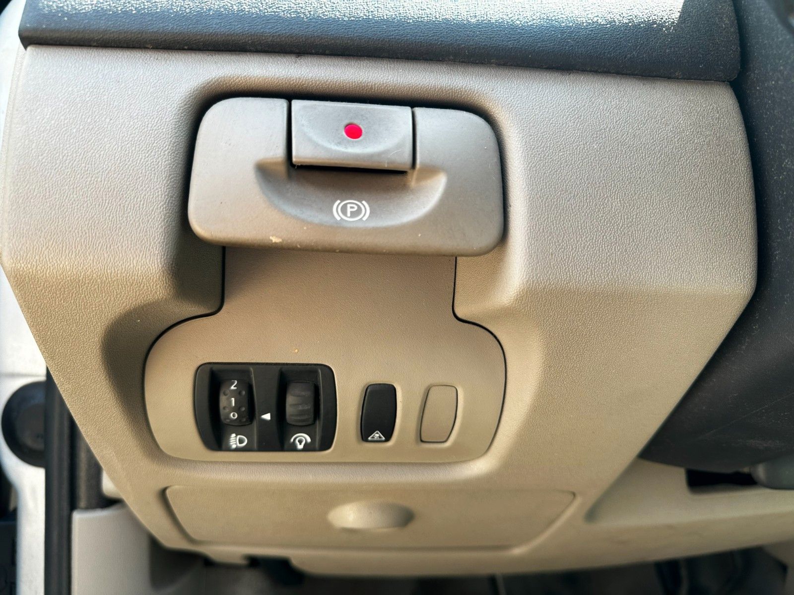 Fahrzeugabbildung Renault Scenic III Dynamique