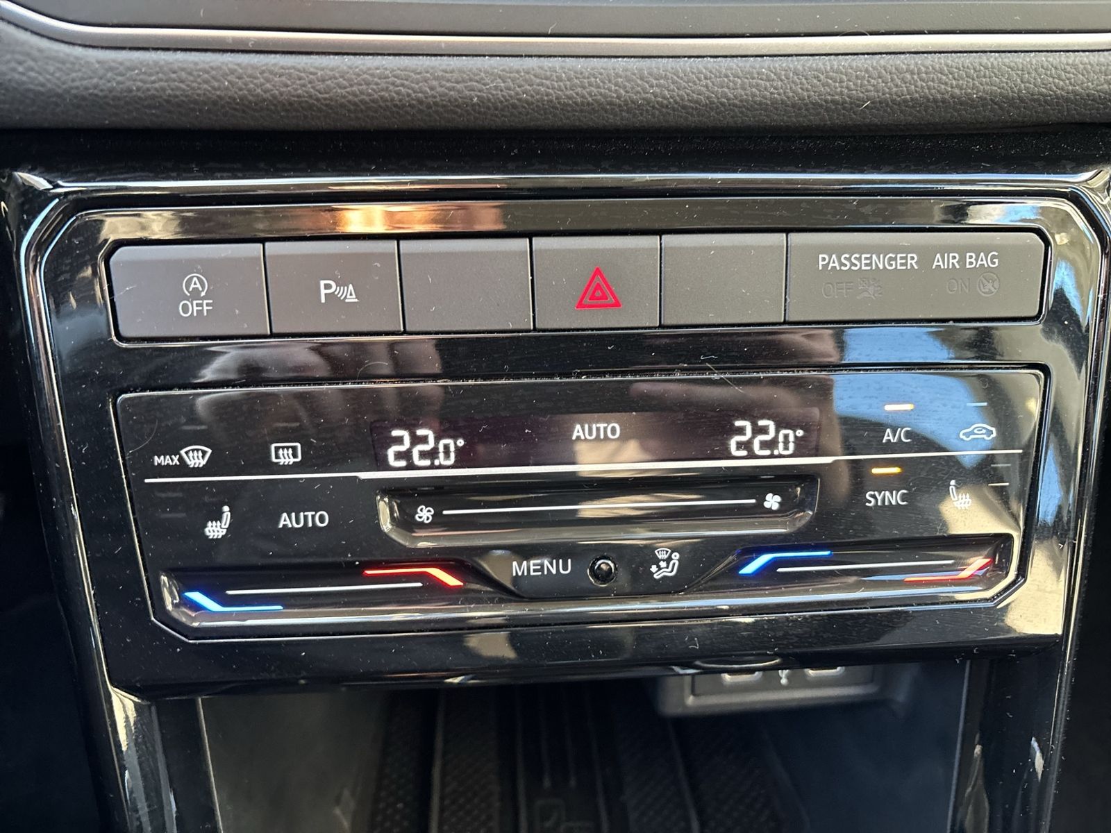 T-Cross GOAL 1.0 TSI, Navi, ACC, LED 5-Gang