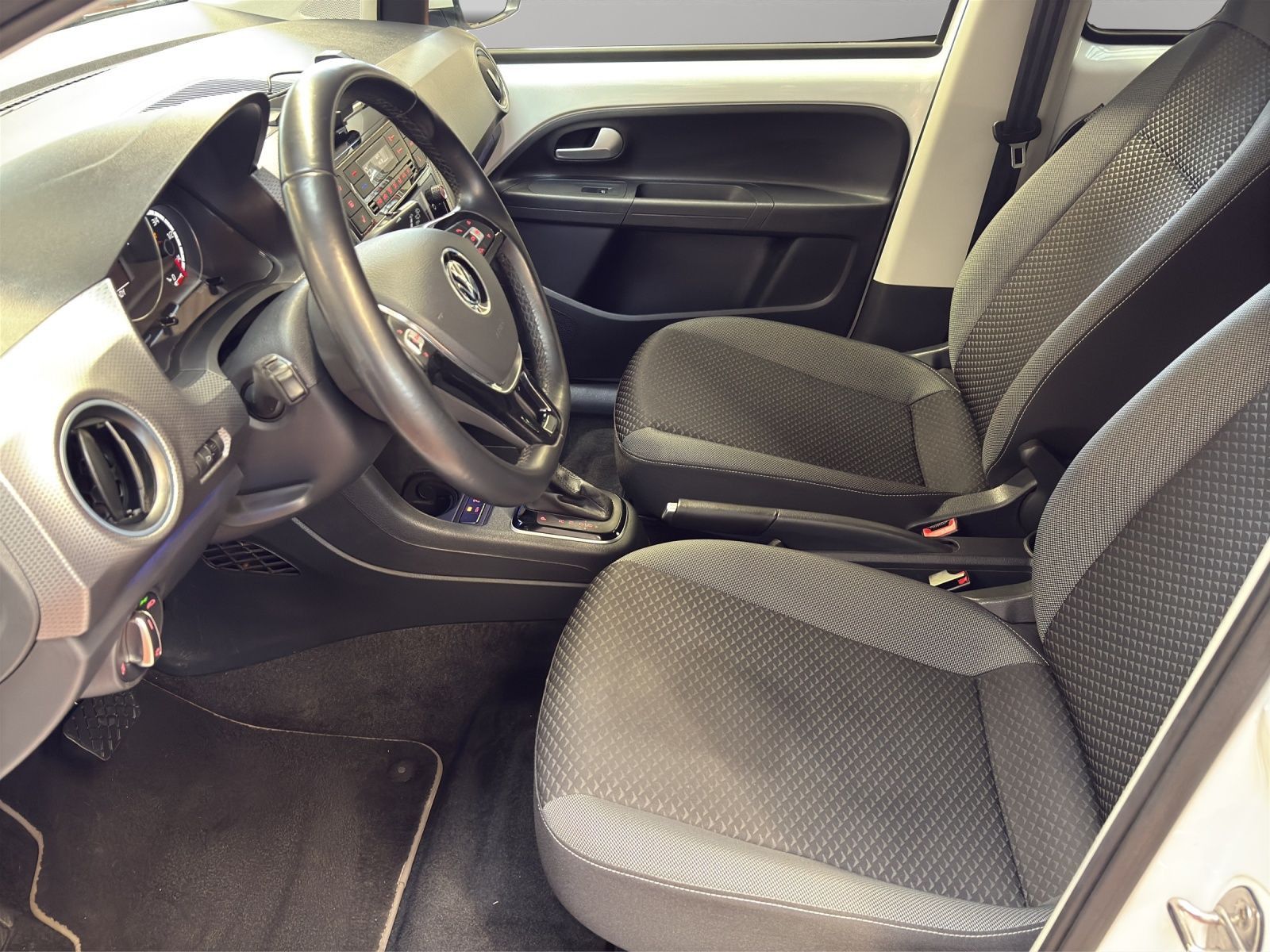 Volkswagen e-up! - Bild 9