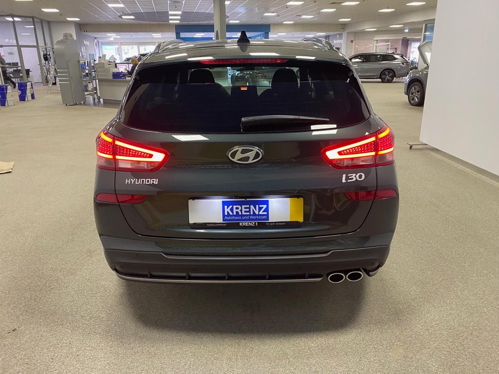 Fahrzeugabbildung Hyundai i30 N-Line APP+RFK+5J. GARANTIE+NAVI+SITZHEIZUNG