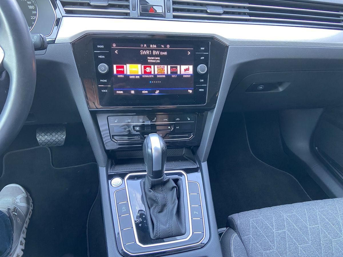 Passat Variant Business 2.0 TDI DSG AHK RFK ACC