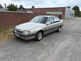 Opel Omega A 2,6 i - Opel Omega: 2.6