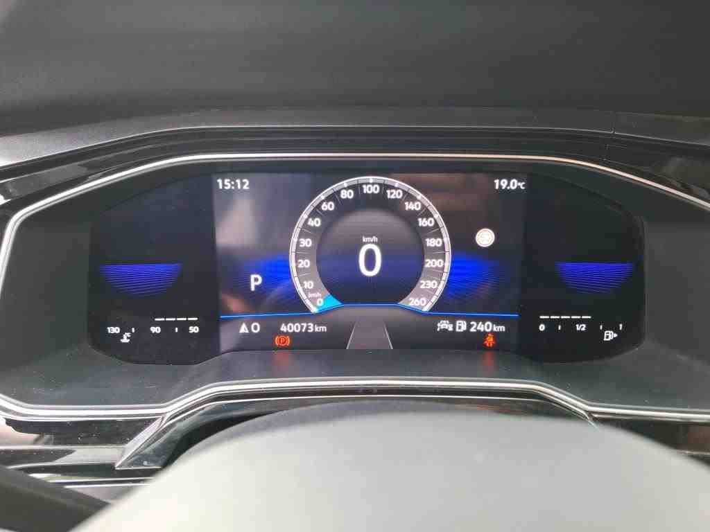 Fahrzeugabbildung Volkswagen Polo Style TSI DSG *Navi*Cam*LED*PDC*Sitzhzg*ACC