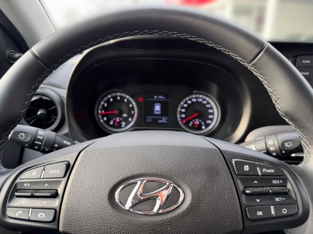 Fahrzeugabbildung Hyundai i10 Select DAB Tempomat Bluetooth  Spurhalteass.