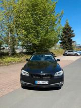 BMW 525i f11 - BMW 525 aus 2010: 525i