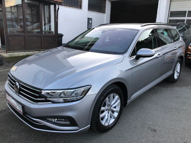 Volkswagen Passat Variant 2.0 TDI Business - KAM NAVI ACC