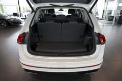 VW Tiguan Allspace 2.0 TDI Highline | R-Line | 20" VW Tiguan Allspace 2.0 TDI Highline | R-Line | 20"
