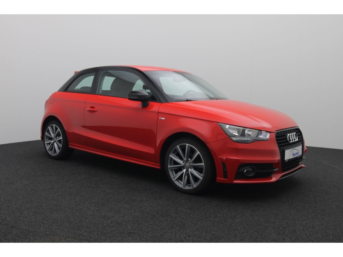 Fahrzeugabbildung Audi A1 1.6 Attraction Klimaauto SHZ Einparkhilfe