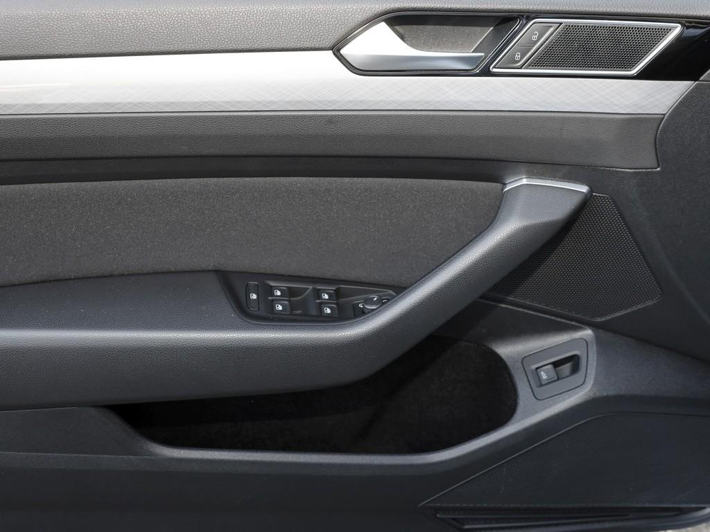 Volkswagen Passat 1.5 TSI DSG Business AHK/Navi/LED, миниатюра 16