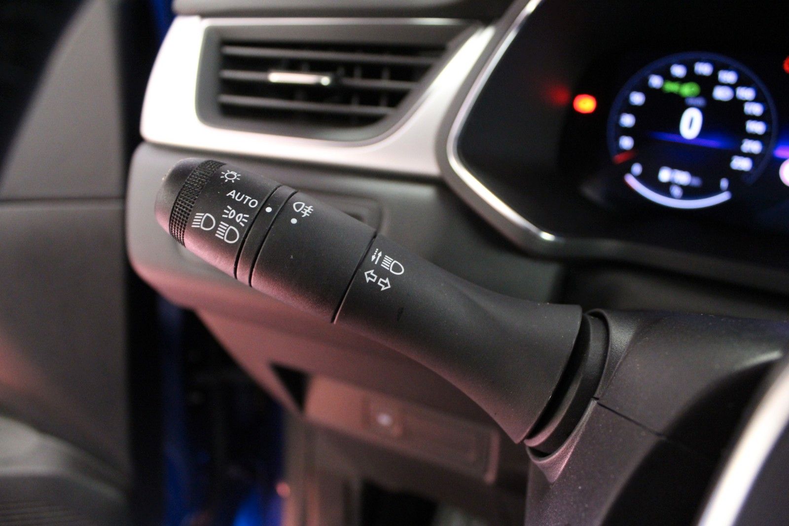 Fahrzeugabbildung Renault Captur Tce 140 EDC Techno*Winterpaket*Kamera*