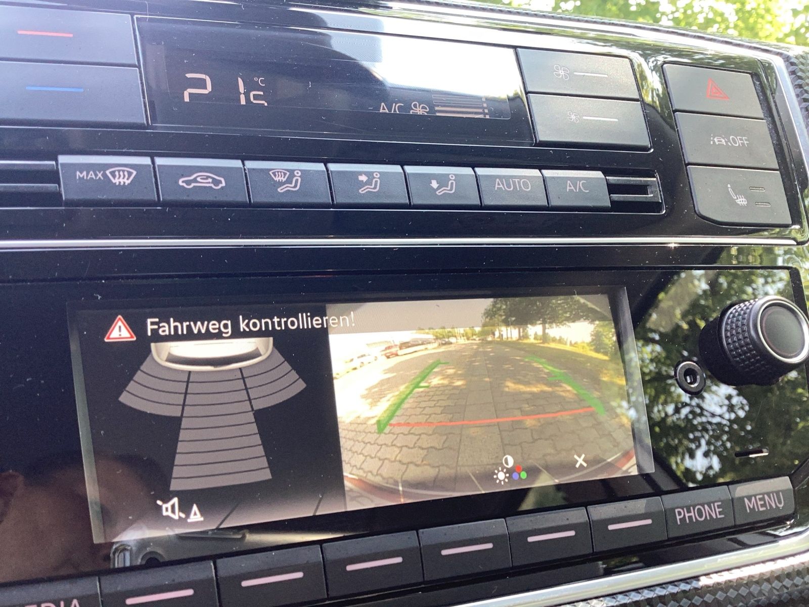 Fahrzeugabbildung Volkswagen up! GRA NSW REAR VIEW CLIMATRONIC