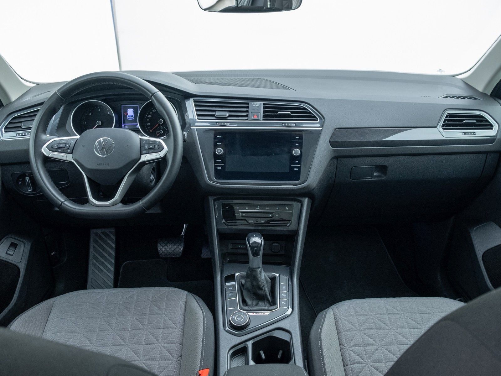 Volkswagen Tiguan - Bild 14