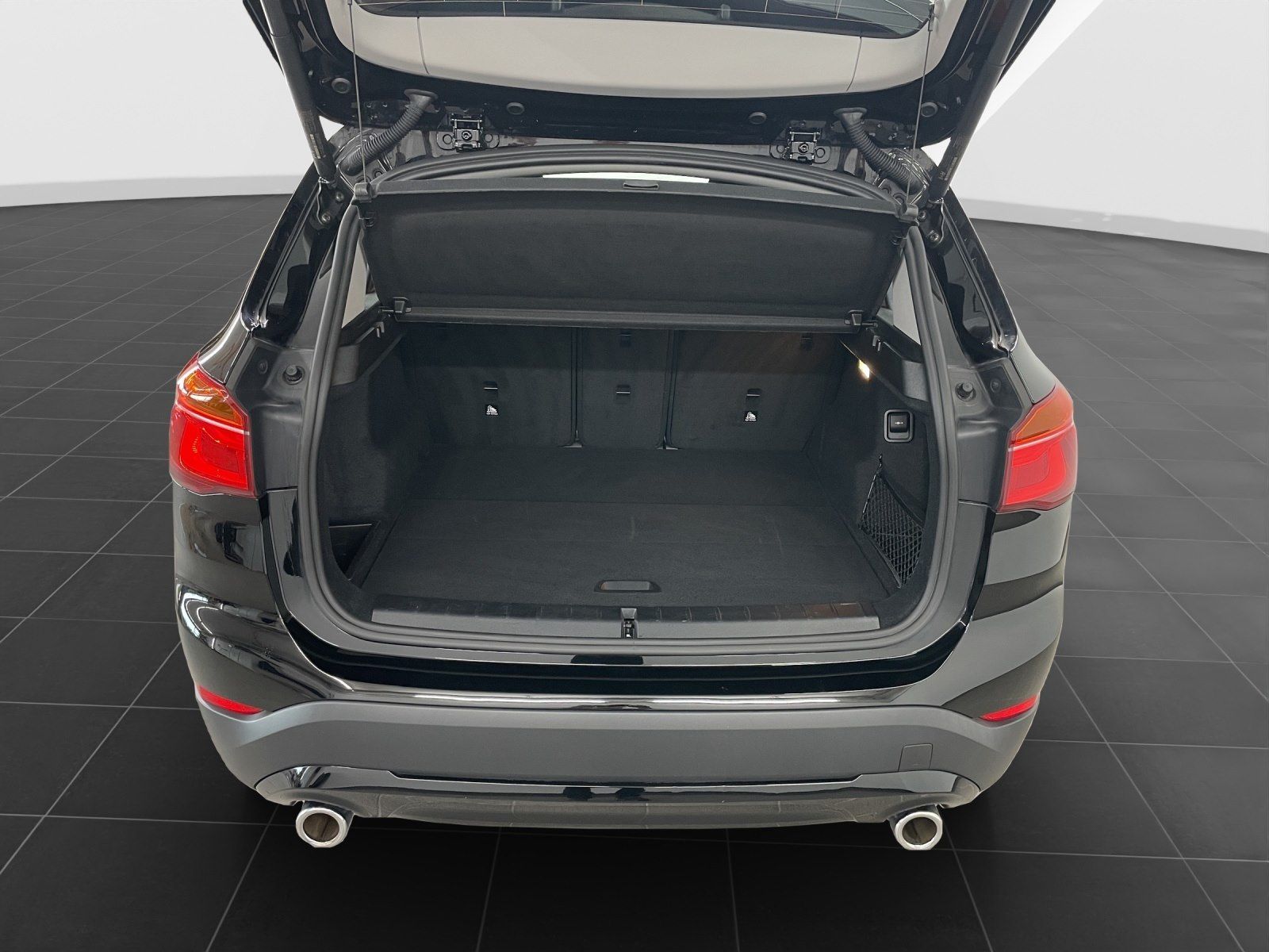 BMW X1 sDrive18d A,Navi,Sitzheizung,Lordosenstütze,e foto 14