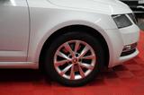 Skoda Octavia 1.8TSI DSG Combi Style 1.Hand*Unfallfrei - Skoda Octavia: Weiß, Combi
