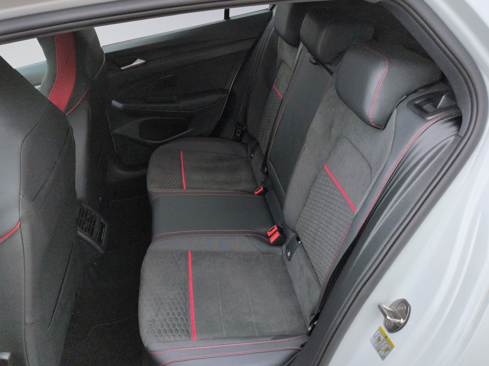 Golf VIII GTI Clubsport 2.0TSI DSG AKRA+PANO+