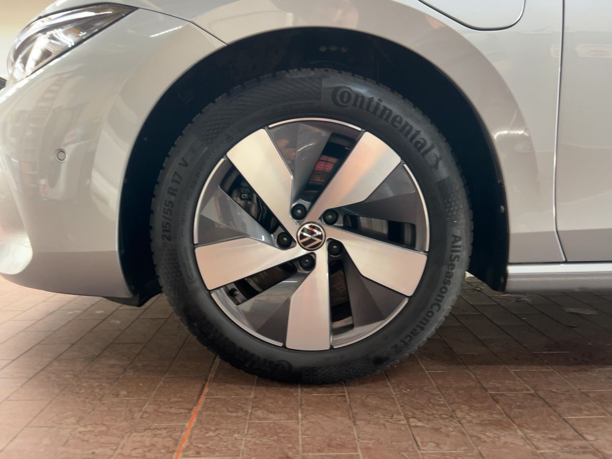 Volkswagen Passat Variant - Bild 15