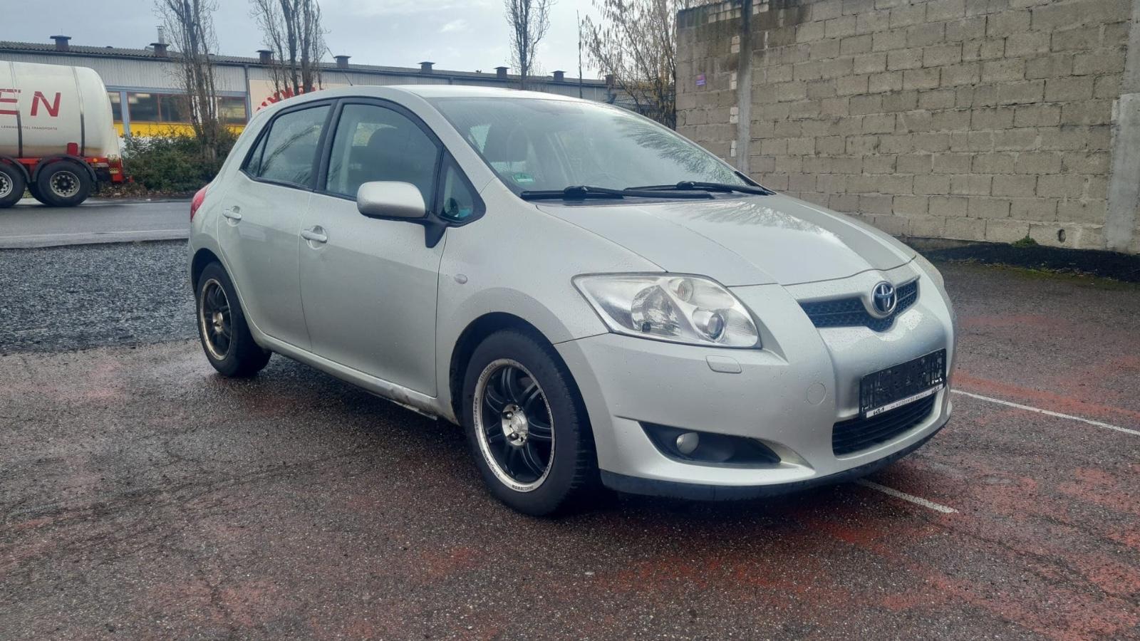 Toyota Auris Executive