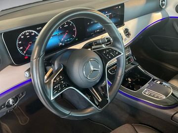 Mercedes E 220 - 9