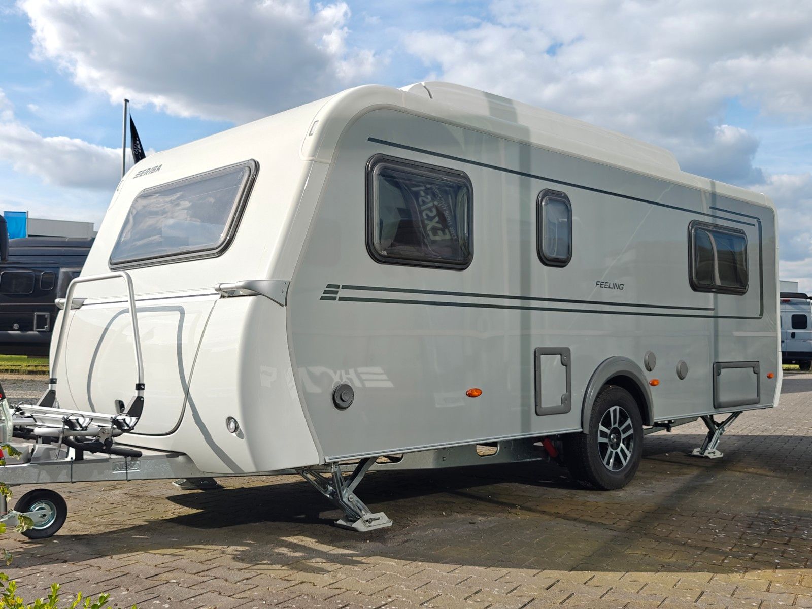 Fahrzeugabbildung HYMER / ERIBA / HYMERCAR Feeling 442 2026