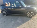 MINI COOPER S CABRIO Sidewalk Sidewalk - MINI Cooper S Cabrio aus 2007: Roadster