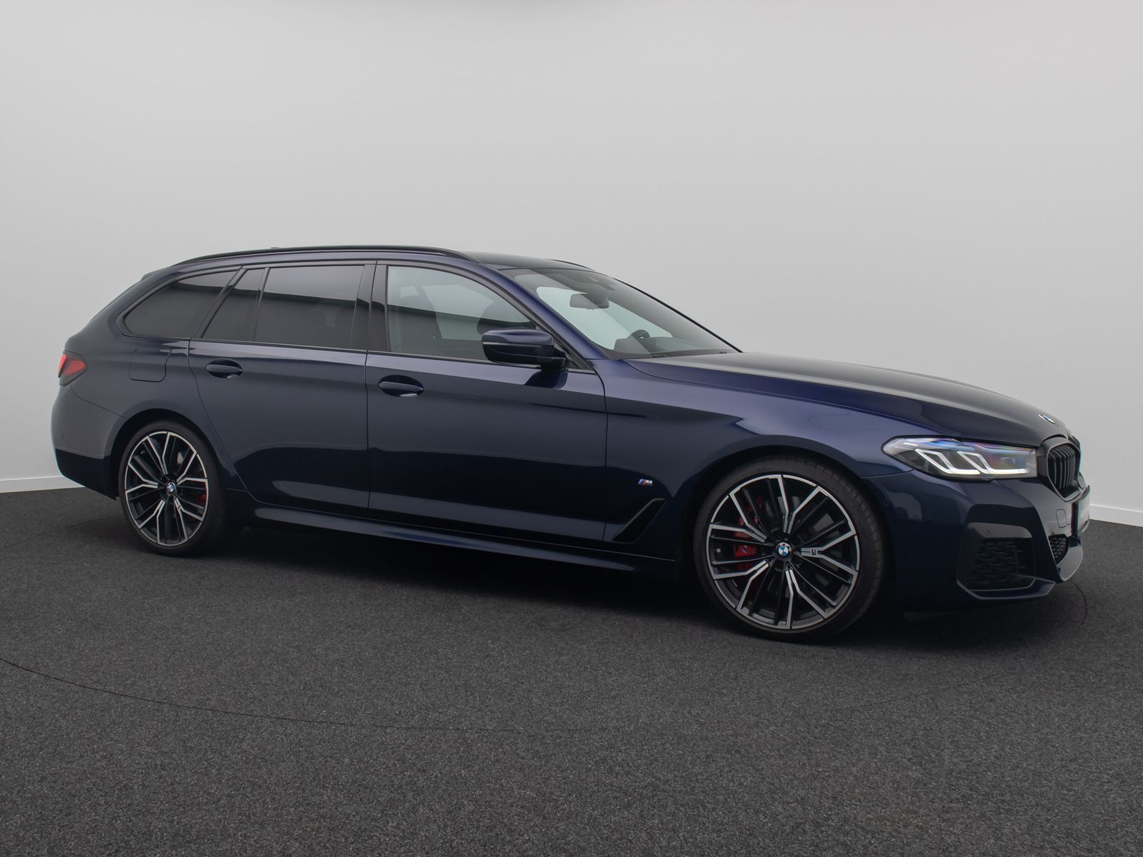 Fahrzeugabbildung BMW 540d xD M Sport Pro DAB HUD Kamera Laser H/K 20"