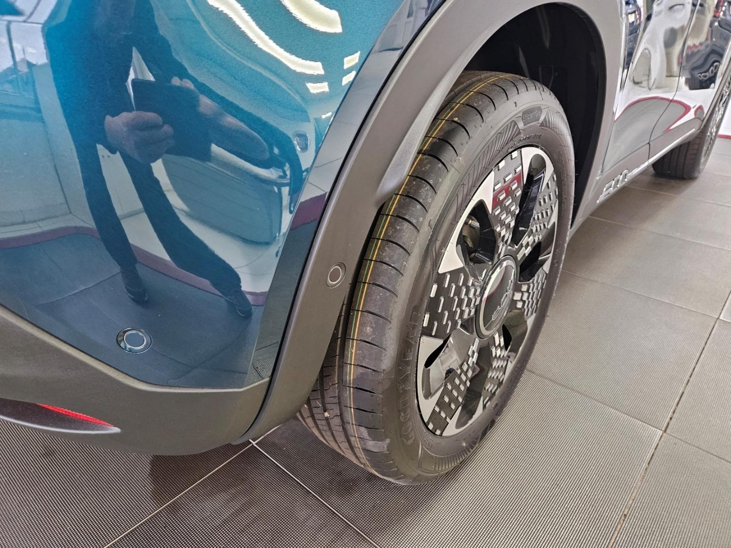 Fiat 600 1.2T MHEV La Prima - Navi  Massagesitze LED 