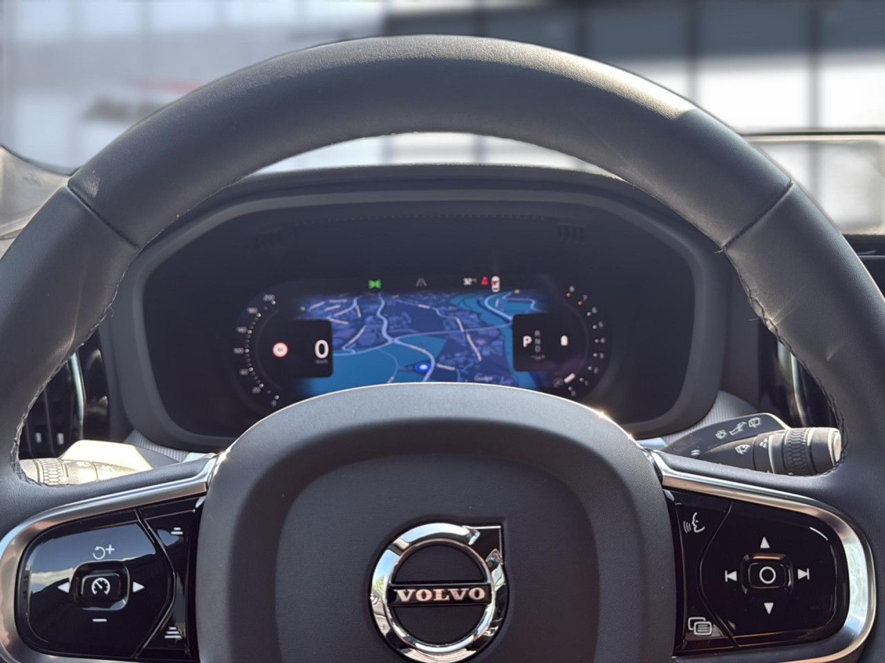 Volvo XC 60 R Design 2WD Bluetooth Navi LED Klima foto 13