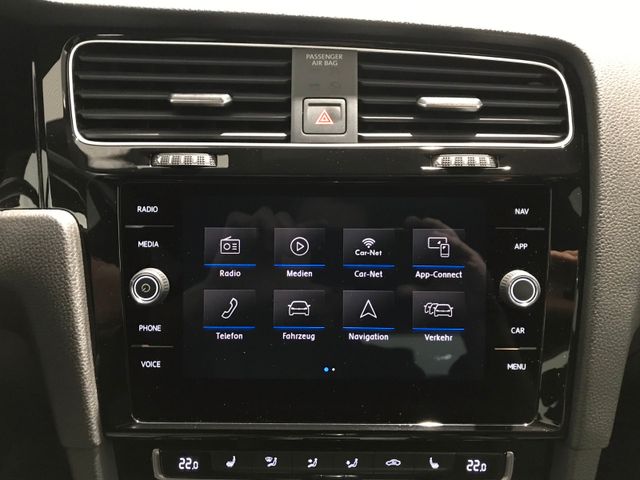 Volkswagen Golf VII R 2.0 TSI 4M DSG ACC KAM LED NAV PAN