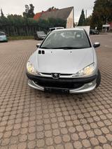 Peugeot 206 Baujahr 2009 1,4 Benziner sehr... - Peugeot 206 in Magdeburg